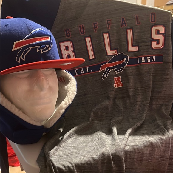 Buffalo Bills Cap and Shirt Set